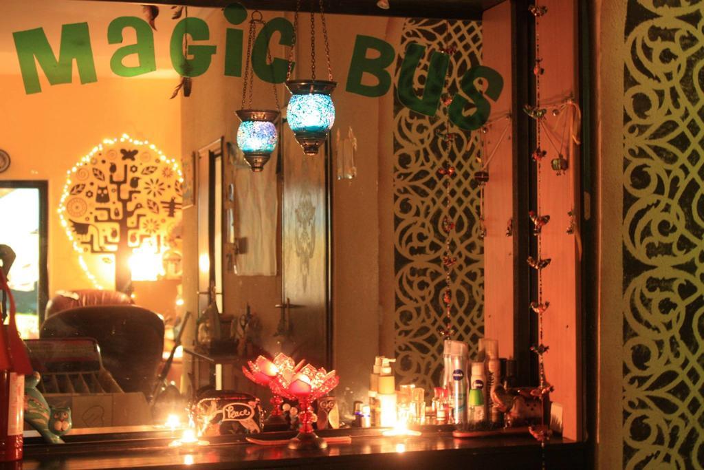 Magic Bus Kiev Hostel Exterior foto